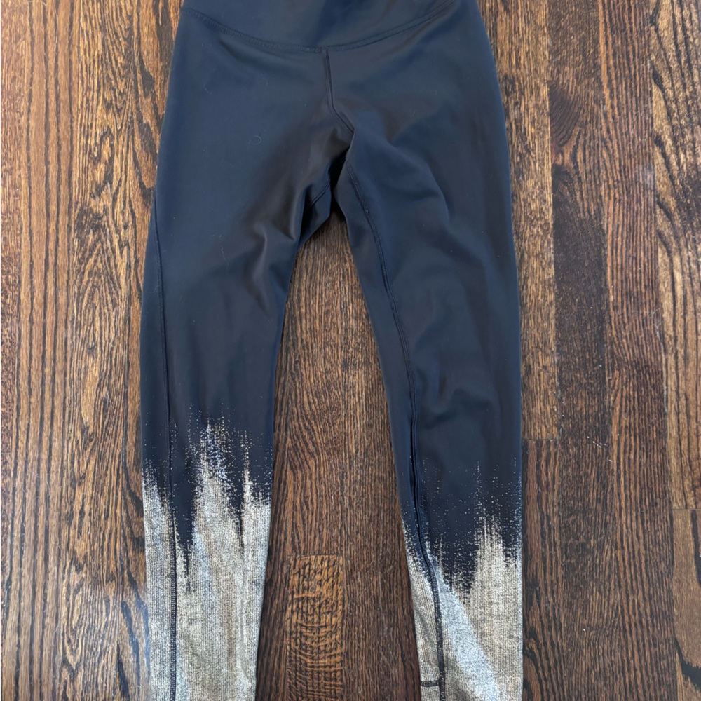 Black and Gold Reebok Leggings S Like New